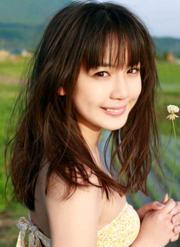 晚安心语优美语句：该爱的时候就去爱