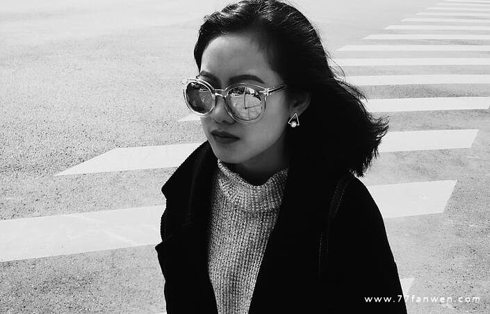 一个人落泪的伤感说说