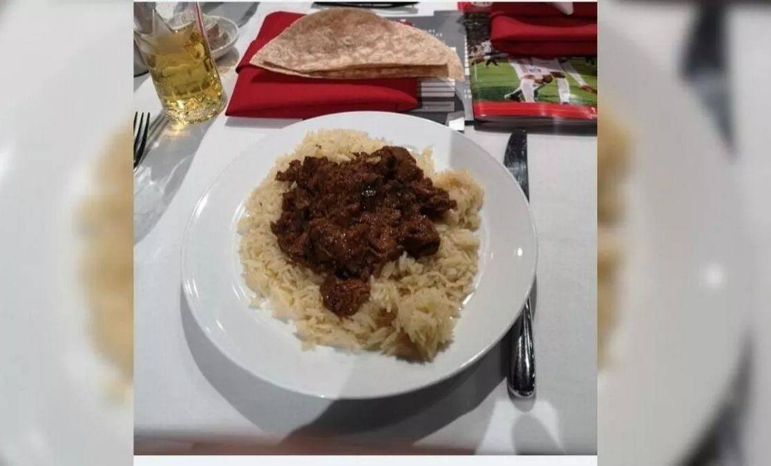 曼联球迷抱怨老特拉福德VIP套餐食物质量低劣
