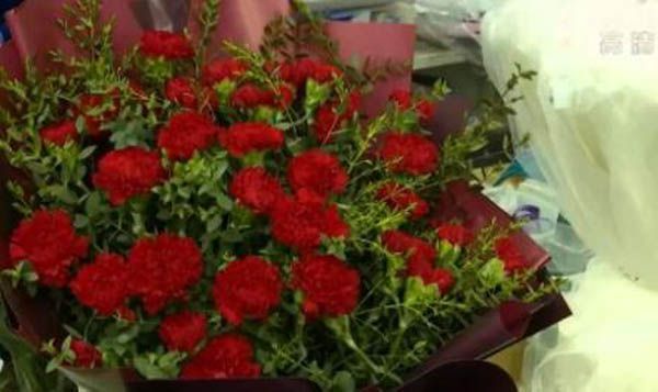 鲜花涨价近4倍  什么原因导致