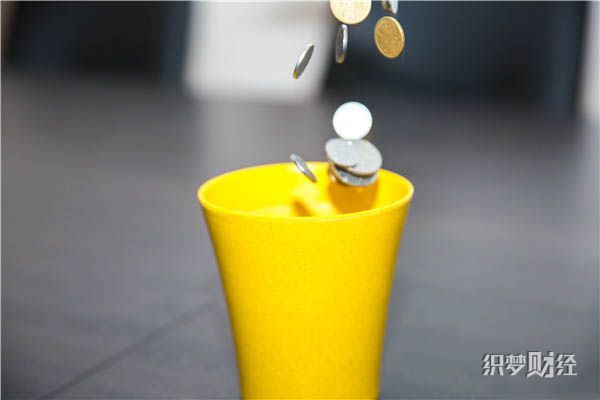 股票型基金该怎么操作 快速盈利技巧