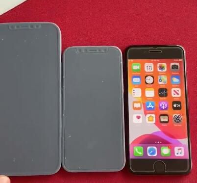 iPhone12mini或将减产7成 苹果也要放弃小屏手机了