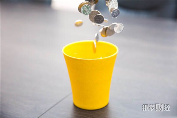 余额宝收益率一路下跌的原因  用户朋友们需要理性看待