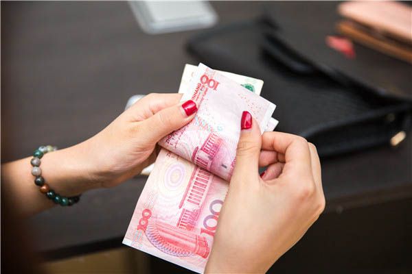 股票的分红怎么获取  实行自动划拨到账