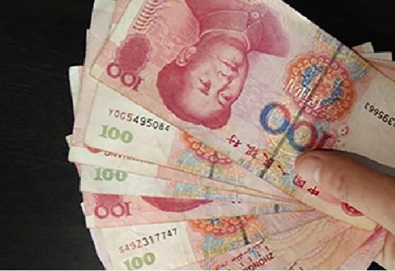 中国经济总量首次突破100万亿元 成推动全球经济复苏的主要力量