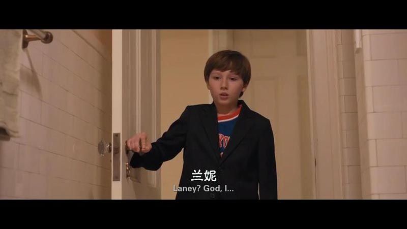 微笑回应电影海报截图